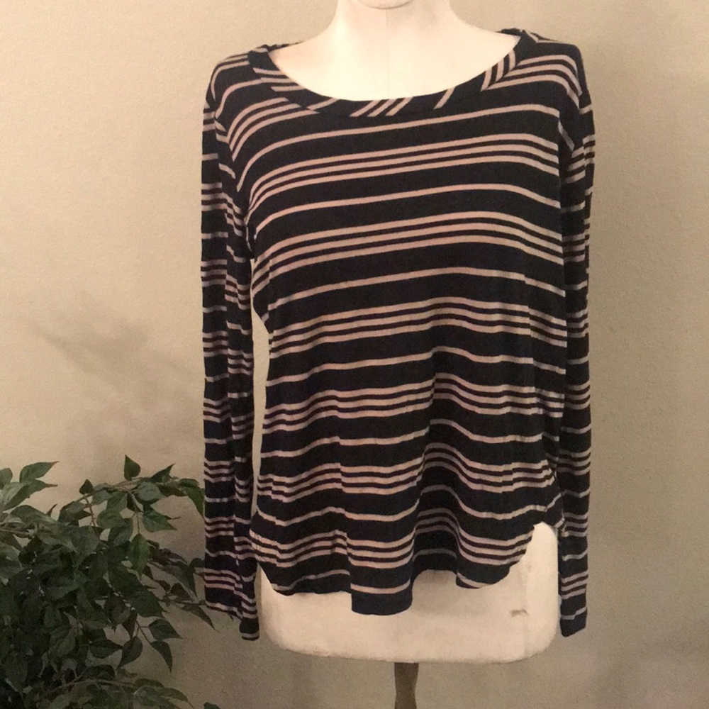 Long sleeves stripped shirt